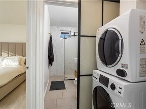 541 Bernard St, Costa Mesa CA 92627