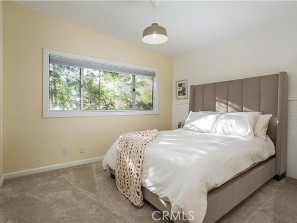 541 Bernard St, Costa Mesa CA 92627