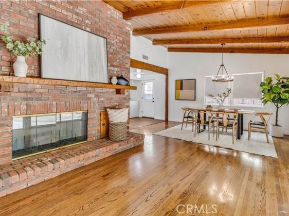 8308 Zelzah, Northridge (los Angeles) CA 91325