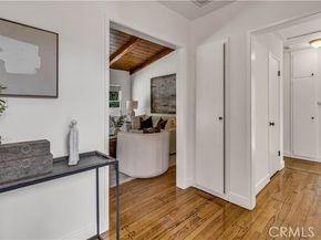 8308 Zelzah, Northridge (los Angeles) CA 91325