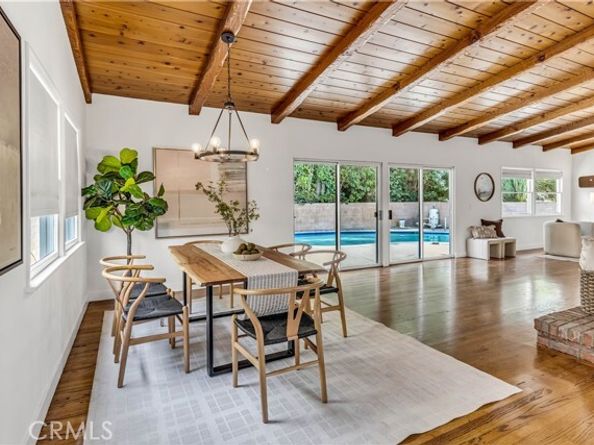 8308 Zelzah, Northridge (los Angeles) CA 91325