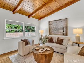 8308 Zelzah, Northridge (los Angeles) CA 91325