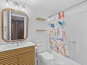 6225 Shoup Avenue 109, Woodland Hills (los Angeles) CA 91367