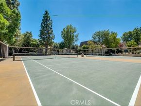 6225 Shoup Avenue 109, Woodland Hills (los Angeles) CA 91367