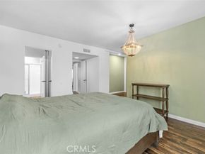 6225 Shoup Avenue 109, Woodland Hills (los Angeles) CA 91367