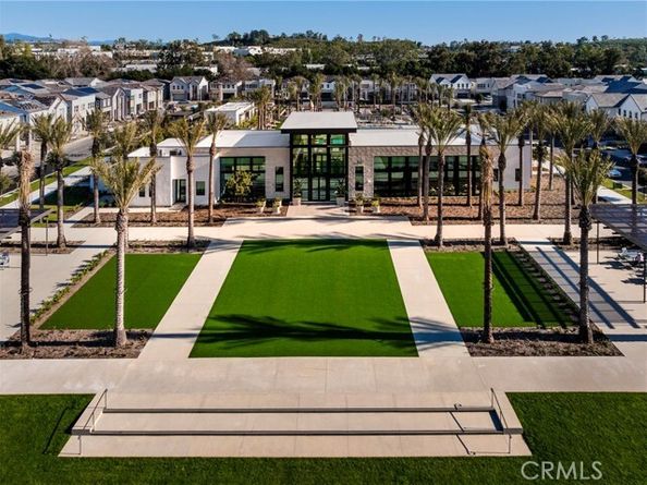 200 Paddlewheel, Lake Forest (el Toro) CA 92630