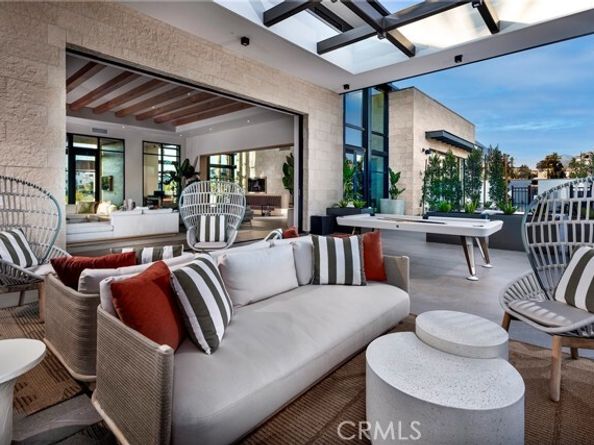 200 Paddlewheel, Lake Forest (el Toro) CA 92630