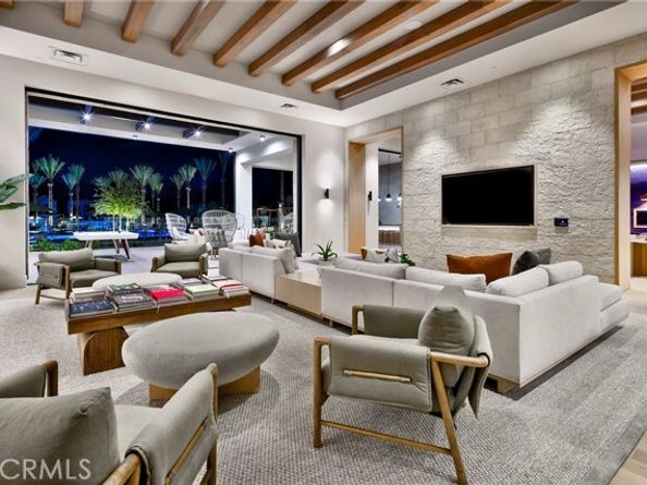 200 Paddlewheel, Lake Forest (el Toro) CA 92630
