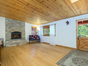 11461 Riverwood Drive, Sunland (los Angeles) CA 91040