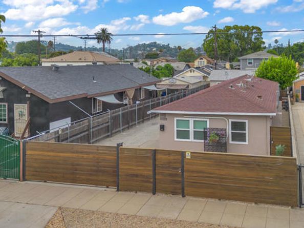 3136 Casitas Avenue, Los Angeles CA 90039