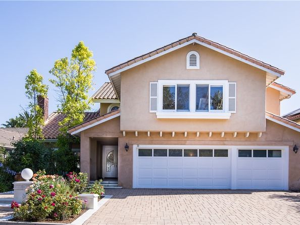 30 Calle De Princesa, Laguna Hills CA 92679