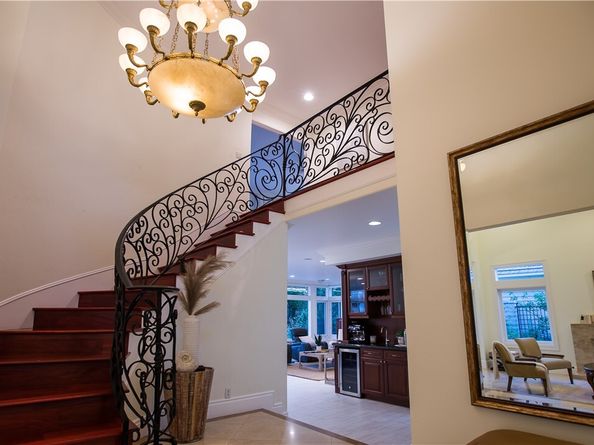 30 Calle De Princesa, Laguna Hills CA 92679