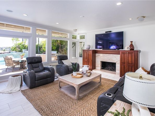 30 Calle De Princesa, Laguna Hills CA 92679