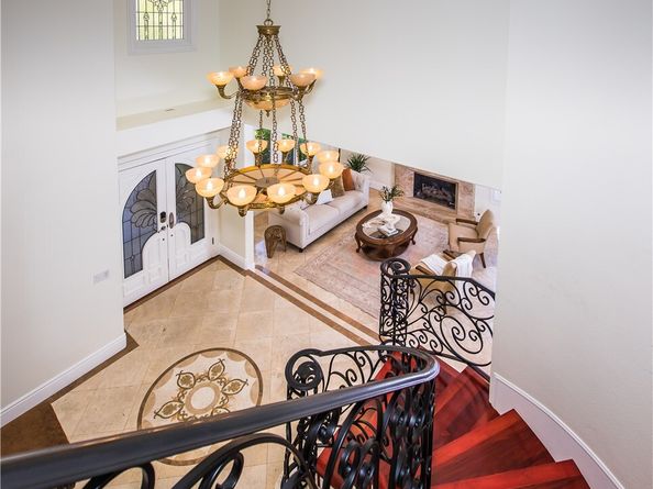 30 Calle De Princesa, Laguna Hills CA 92679