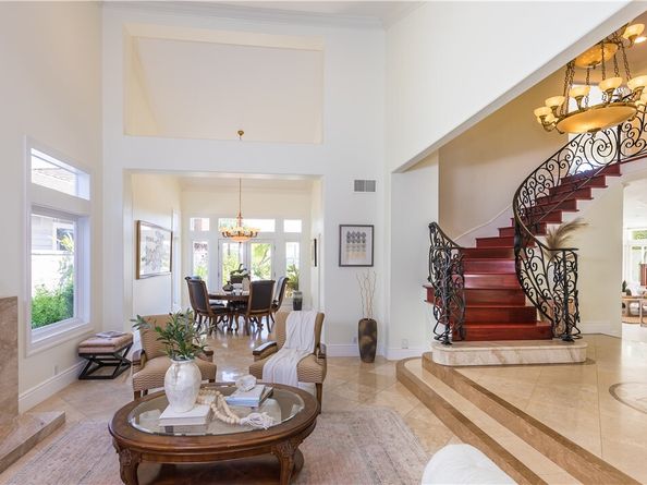 30 Calle De Princesa, Laguna Hills CA 92679