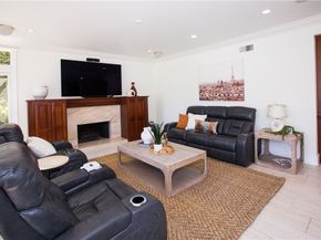 30 Calle De Princesa, Laguna Hills CA 92679