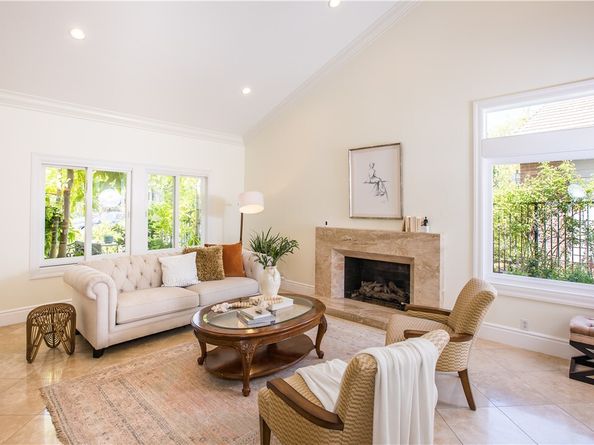 30 Calle De Princesa, Laguna Hills CA 92679