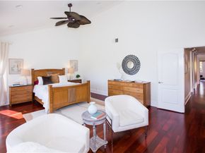 30 Calle De Princesa, Laguna Hills CA 92679