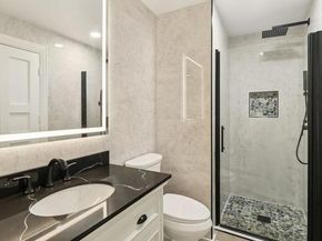 8262 Gilman Drive 1, La Jolla (san Diego) CA 92037