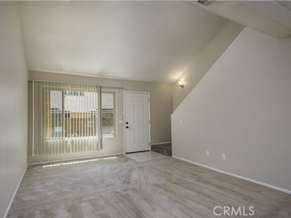 435 W 9th E1, Upland CA 91786