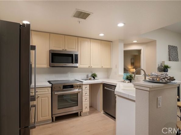 1301 Cabrillo 207, Torrance CA 90501