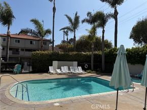 626 Lake Street 34, Huntington Beach CA 92648
