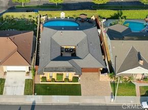 21382 Lemontree, Huntington Beach CA 92646
