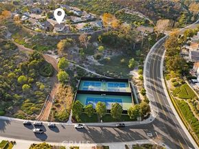 21282 Hillside Court, Lake Forest (el Toro) CA 92630