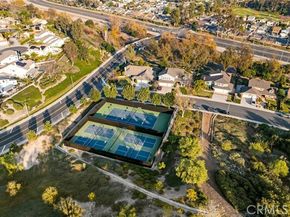 21282 Hillside Court, Lake Forest (el Toro) CA 92630