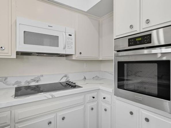 3685 Vista Campana 62, Oceanside CA 92057