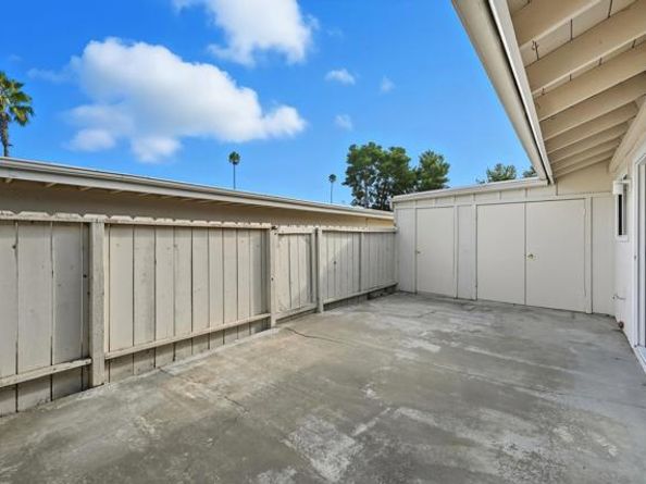 3685 Vista Campana 62, Oceanside CA 92057