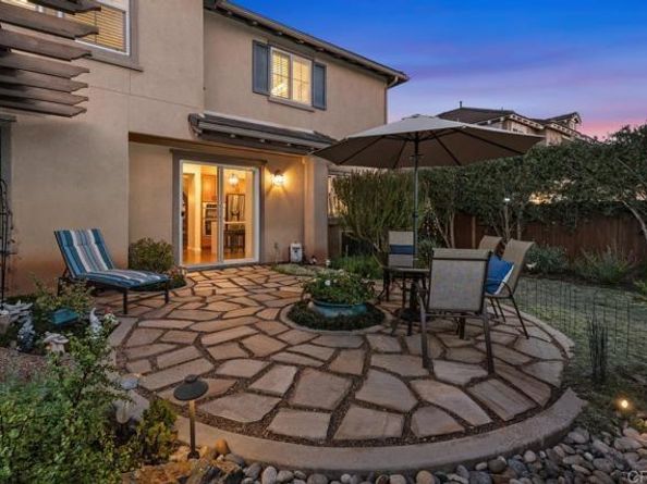 2949 Oro Blanco Cir, Escondido CA 92027