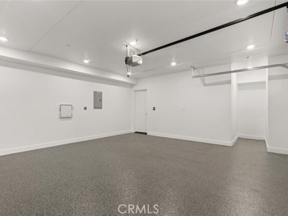 11410 W Calvert Street, North Hollywood (los Angeles) CA 91606