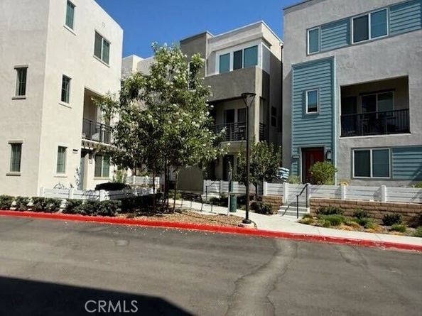1642 W Saratoga Lane, San Pedro (los Angeles) CA 90732