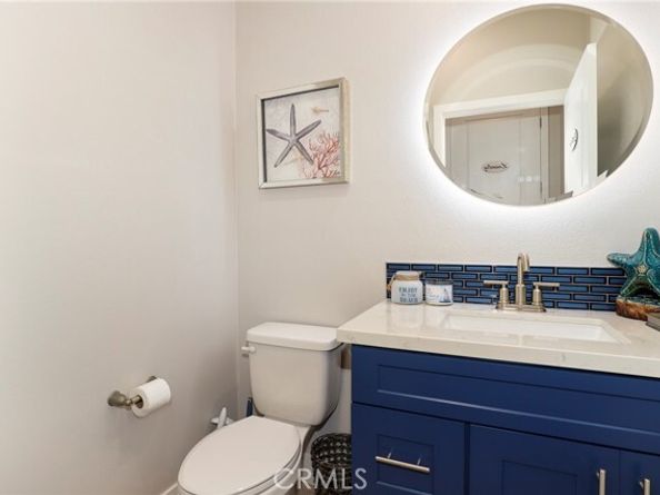1642 W Saratoga Lane, San Pedro (los Angeles) CA 90732