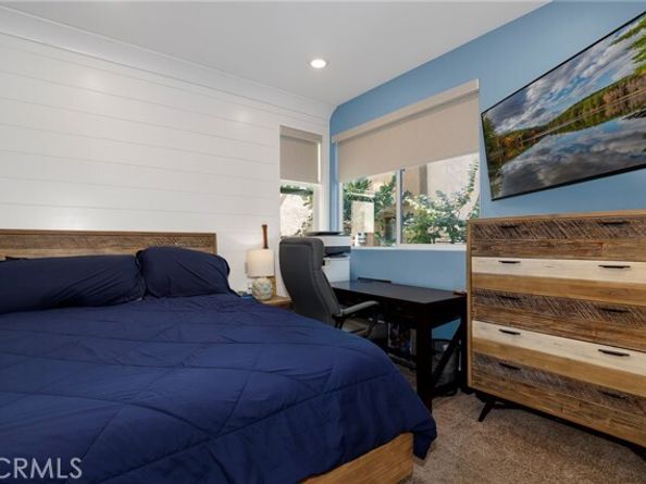 1642 W Saratoga Lane, San Pedro (los Angeles) CA 90732