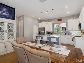1642 W Saratoga Lane, San Pedro (los Angeles) CA 90732