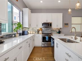 1642 W Saratoga Lane, San Pedro (los Angeles) CA 90732