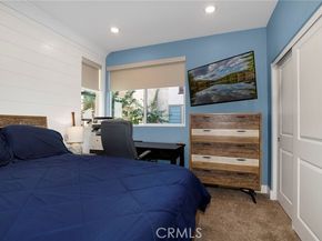 1642 W Saratoga Lane, San Pedro (los Angeles) CA 90732