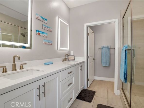 1642 W Saratoga Lane, San Pedro (los Angeles) CA 90732