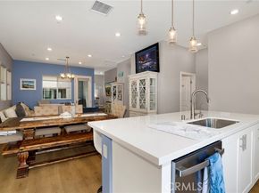 1642 W Saratoga Lane, San Pedro (los Angeles) CA 90732