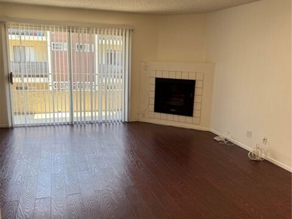 445 W 6th Street 309, Long Beach CA 90802