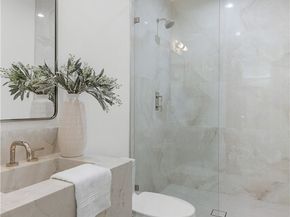 9836 Yoakum Drive, Beverly Hills CA 90210