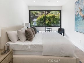 9836 Yoakum Drive, Beverly Hills CA 90210