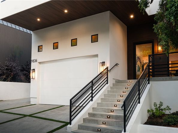 9836 Yoakum Drive, Beverly Hills CA 90210