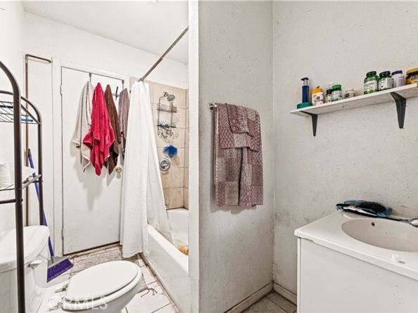 2532 Eastlake Avenue, Los Angeles CA 90031