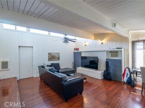8515 Mammoth Avenue, Panorama City (los Angeles) CA 91402