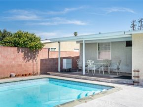 8515 Mammoth Avenue, Panorama City (los Angeles) CA 91402