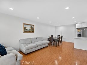 7826 Laurel Canyon Boulevard 17, North Hollywood (los Angeles) CA 91605