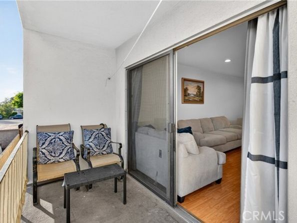 7826 Laurel Canyon Boulevard 17, North Hollywood (los Angeles) CA 91605